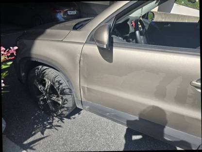 Bild 4:VW Tiguan 2.0 TDI 4Motion