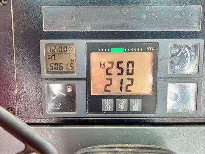 Bild 2:Verkaufe Case mit Schneepflug