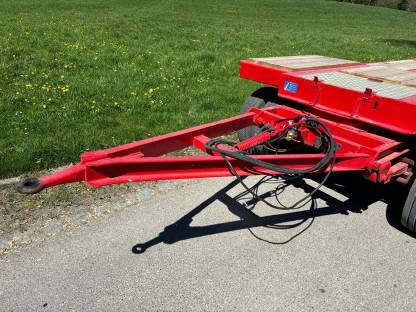 Bild 7:Tieflader Müller-Mitteltal Modell T3 Profi