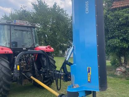 Bild 2:Medl Seitenmulcher Cross 220