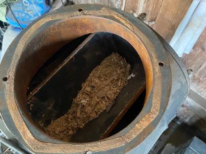 Bild 2:Köb Pyromat Duo 85 Austragung mit Zellradschleuse