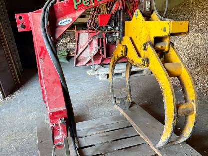 Bild 5:Perzl Holzzange