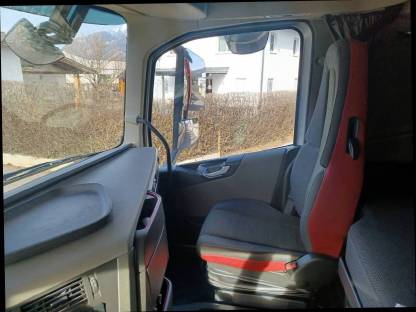Bild 4:Volvo Holztransporter 6x4 FH 500