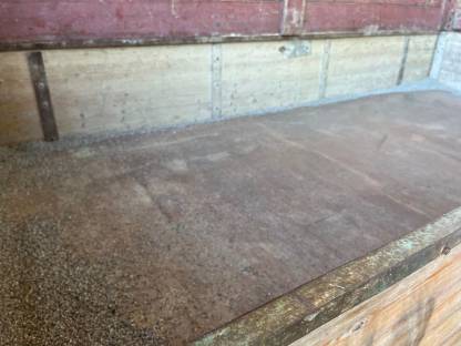 Bild 2:Zweiachs kipper