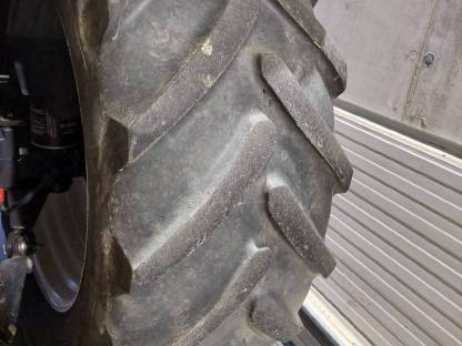 Bild 4:2 Stk. Michelin Multibib 650/65R42