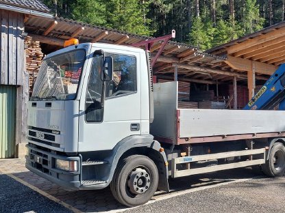 Lkw mit Kran