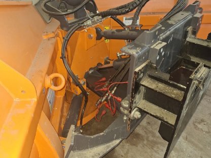 Bild 2:Assaloni Vario Keilpflug VY300