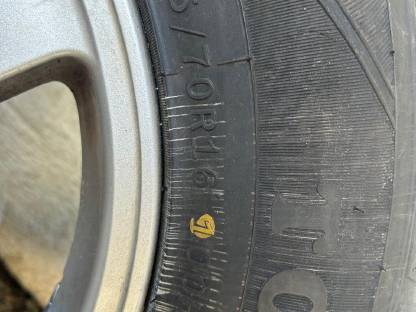 Bild 3:Kompletträder Reifen