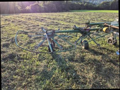 Bild 5:Stoll Z550 Hydro Kreiselheuer Wender