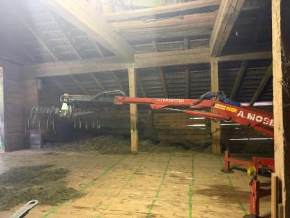 Bild 2:Heukran/Mistkran