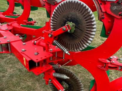 Bild 5:Pflug Agro Masz PO4