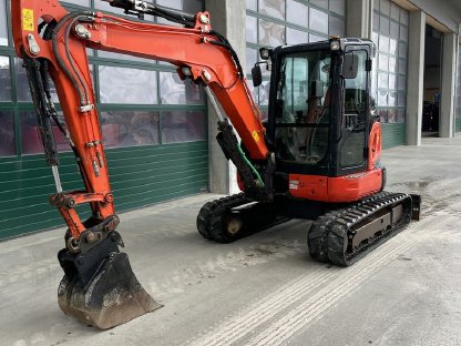 Bild 2:Kubota U48-4