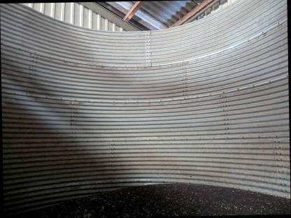 Bild 2:Wellblechsilo