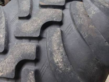 Reifen 750/45R26,5 mit Felge