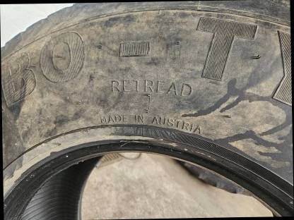 Bild 3:Anhänger Reifen 385/65 R 22.5