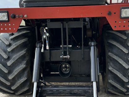 Trägerfahrzeug IH Case