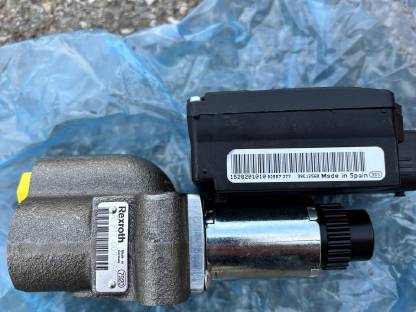 Bild 2:Regelventil New Holland CX