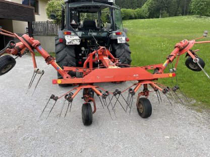 Bild 2:Kuhn 4201 MH Kreiselheuer