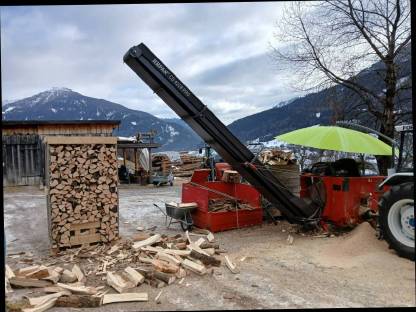 Bild 7:Brennholz, Feuerholz, Kaminholz, Scheitholz, Hartholz, Buche