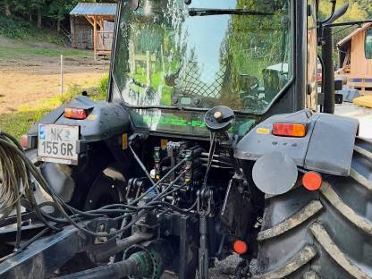 Traktor Deutz Fahr 5090 4D