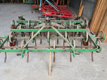 Federzinkengrubber Grubber Kultivator (Efka Klausing)