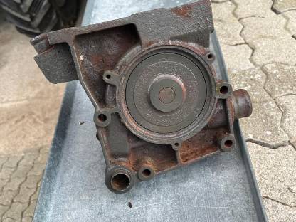 Bild 3:Wasserpumpe Steyr