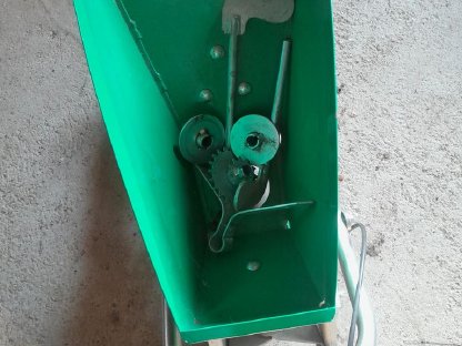 Bild 4:Knoblauch-Setzmaschine Terrateck