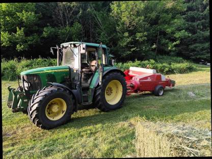 Bild 2:Lely Welger AP530