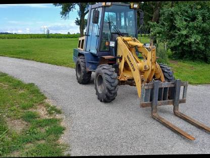 Bild 5:Komatsu WA-75