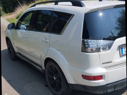 Bild 6:Mitsubishi Outlander 2.2