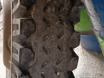 Bild 3:Anhängerreifen 7.50 - 20