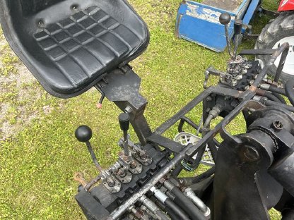 Bild 4:Holzanhänger/Holzkran Gögl mit Vaggeryd