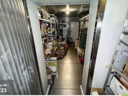 Bild 2:Kühlzelle, Kühlraum mit Tiefkühlraum, Tiefkühlzelle