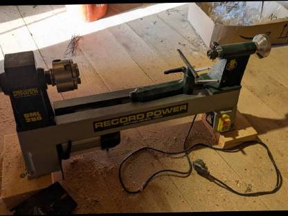 Bild 2:Record Power DML 250 inkl. Drechseleisen