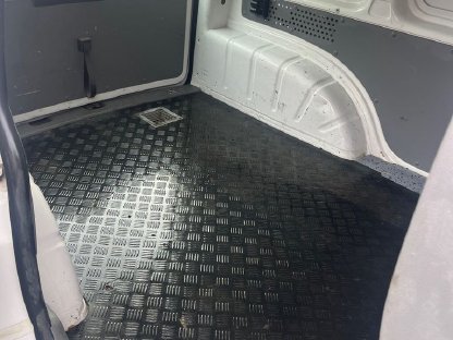 Bild 4:VW Caddy Allrad 4x4