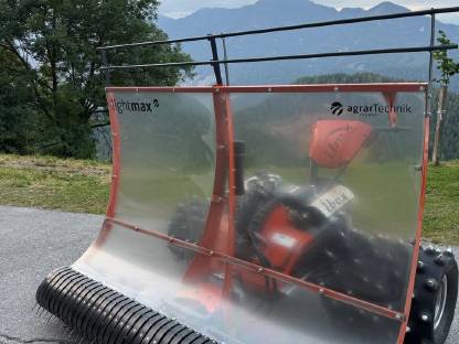 Bild 3:Agrartechnik Seeber Heumax/Lightmax 215