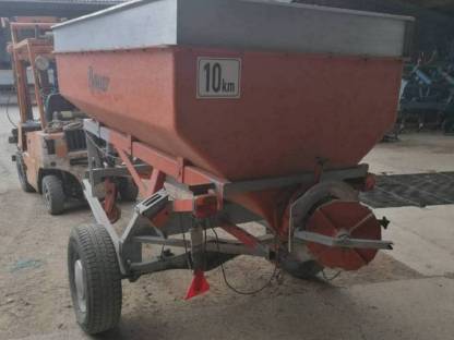 Bild 3:Lesewagen Bauer