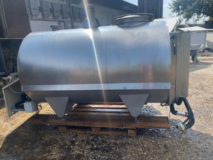 Bild 4:Westfalia 1.710 l Milchtank Modell Platin