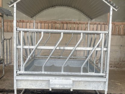 Patura Profi-Viereckraufe mit Schrägfressgittern