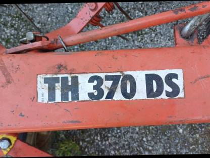 Bild 2:Kreiselheuer Fella TH 370 DS