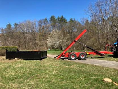 Bild 5:Muldenkipper/Hakenliftanhänger