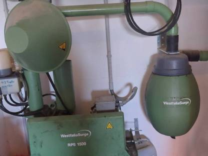 Bild 4:Melkstand GEA Fischgrätenmelkstand