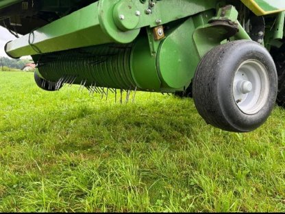 Bild 3:Ladewagen Krone AX 28GD