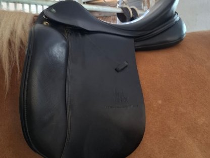 Bild 2:Dressursattel Prestige Modena