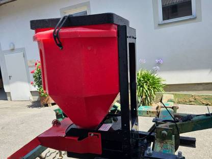 Bild 5:Vis Tech Universalstreuer VT29