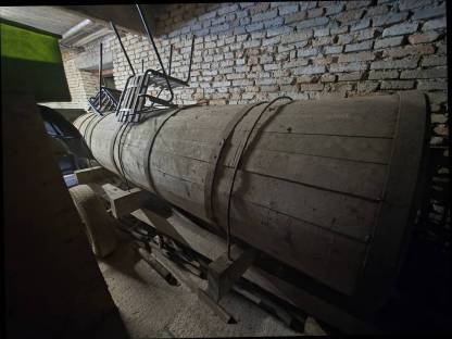 Bild 2:Alte Mostpresse