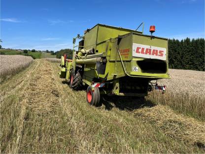 Bild 2:Claas Dominator 85