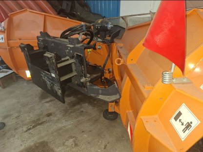 Bild 5:Assaloni Vario Keilpflug VY300