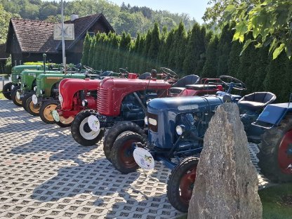 Bild 2:Wetten, dass... Traktoren abzugeben