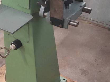 Bild 7:Werkzeug- und Drehstahlschleifmaschine Wilhelm Simon Typ L15